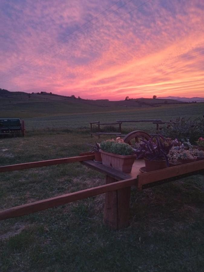 Enjoy Sunset Vila Colle Massari Exterior foto